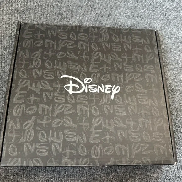 The Happy Planner Be Happy Mickey Mouse box set NWOT - Picture 1 of 16